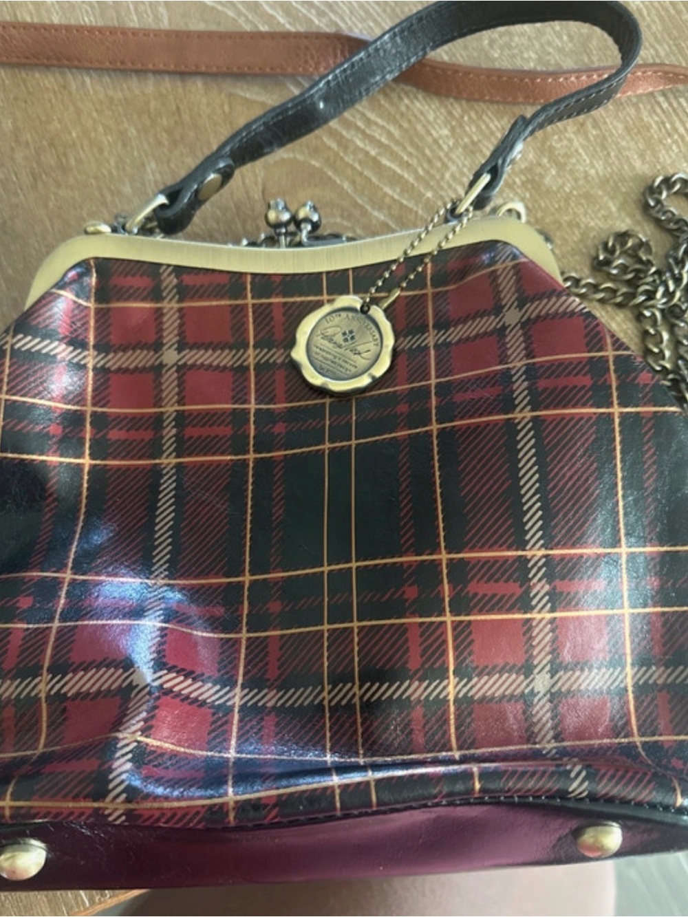 09/23/26- 1-100-Courageous Catch of Purses- Unlisted items/No Cancels - Picture 7 of 7